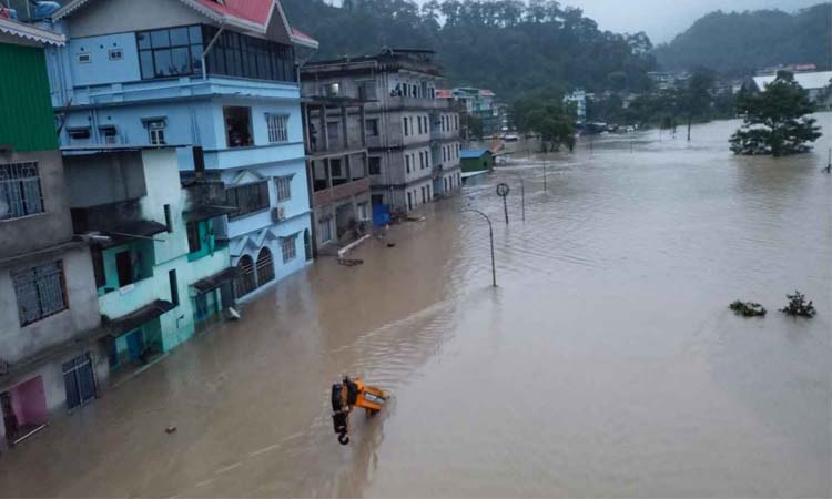 সিকিমে আকস্মিক বন্যায় ২৩ ভারতীয় সেনা নিখোঁজ