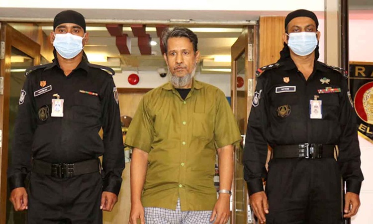৩০ বছর পর চাঞ্চল্যকর বাবা-ছেলে হত্যাকাণ্ডের আসামি গ্রেফতার