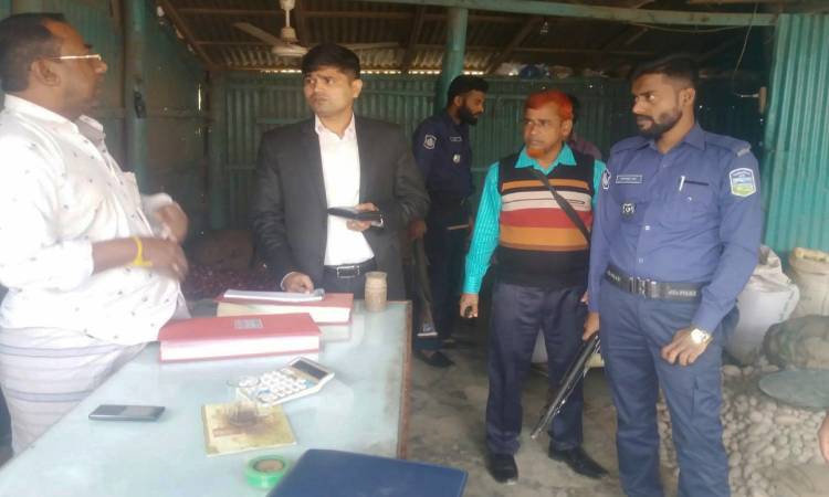 নেত্রকোণার দুর্গাপুরে চার ব্যবসায়ীকে জরিমানা