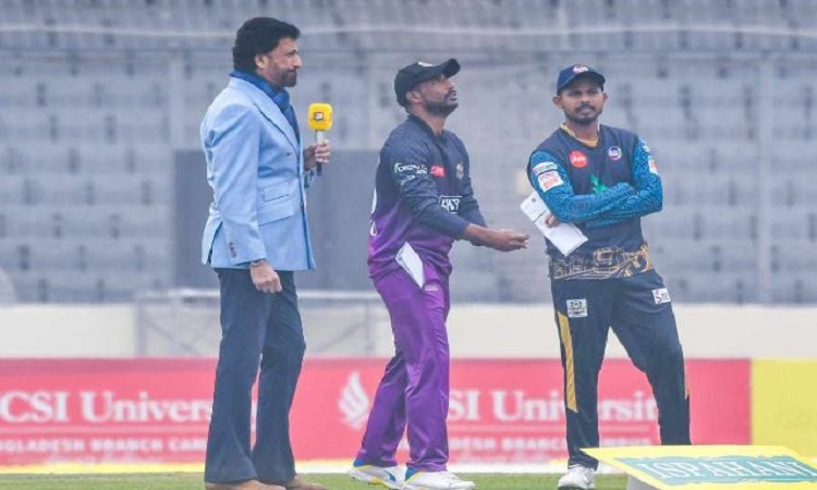 টস জিতে ফিল্ডিংয়ের সিদ্ধান্ত চট্টগ্রাম চ্যালেঞ্জার্সের