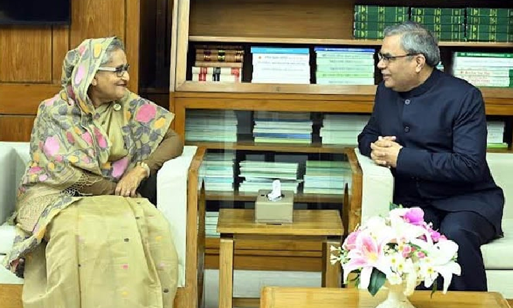 দেশের মানুষ এখন গণতন্ত্র উপভোগ করছে: প্রধানমন্ত্রী