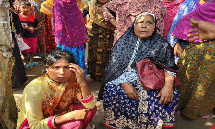 কালিগঞ্জে নবজাতক চুরির সন্দেহে ২ নারী আটক