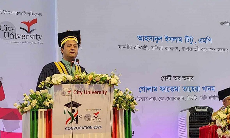 অতিমাত্রায় প্রযুক্তির ব্যবহারকারী না হয়ে উদ্ভাবক হতে হবে: শিক্ষামন্ত্রী