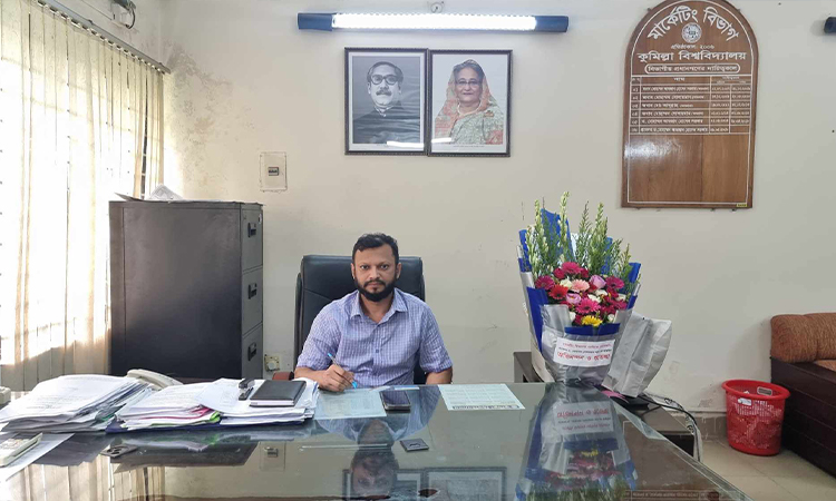 কুবির মার্কেটিং বিভাগের বিভাগীয় প্রধান ড. মোহাম্মদ সোলাইমান