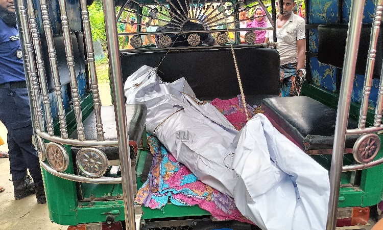 ছেলের নিকট চাঁদা চাওয়ায় মায়ের আত্মহত্যা