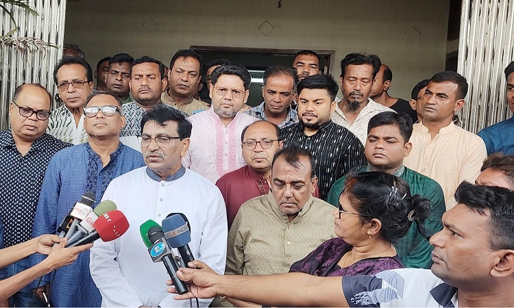 'আমদানিমূল্য বৃদ্ধি পাওয়ায় সরকারকে তেলের দাম বাড়াতে হচ্ছে'