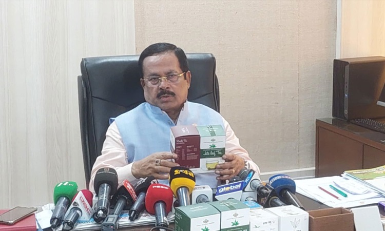 প্লাস্টিক ও পলিথিন ব্যাগ পুরোপুরি নিষিদ্ধ করা হবে: বস্ত্র ও পাট মন্ত্রী