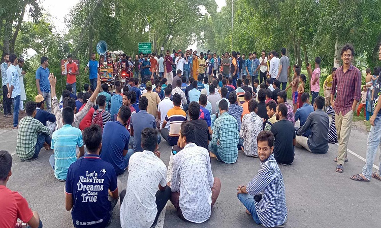 কোটা সংস্কারের দাবি আদায়ে অনড় বশেমুরবিপ্রবি শিক্ষার্থীরা