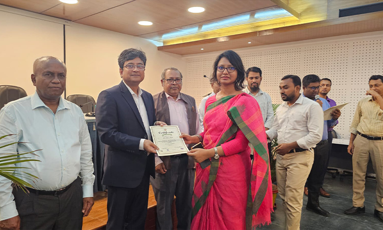 'রাষ্ট্র সৃষ্টিতে শ্রেষ্ঠ ভূমিকা পালনকারী মুক্তিযোদ্ধাদের প্রতি শ্রদ্ধা সর্বজনীন হওয়া আবশ্যক'