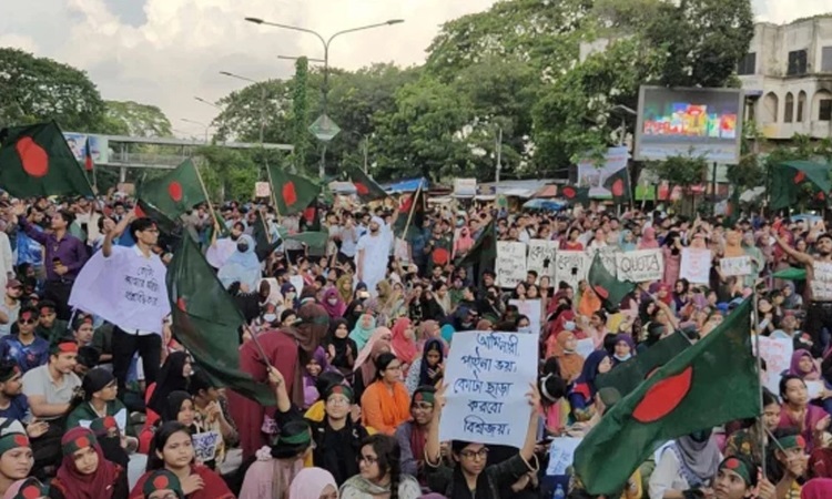 আন্দোলনকারীদের ক্যাম্পাসে ফেরাতে ইউজিসি’র নির্দেশ