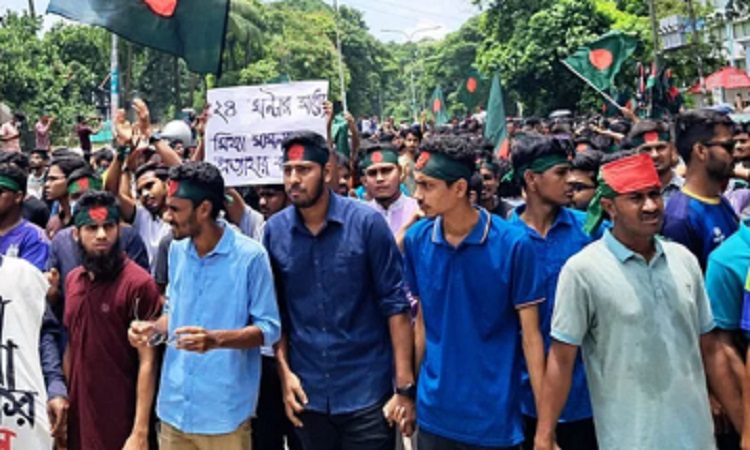 কোটা আন্দোলন: স্মারকলিপি নিয়ে ১২ সদস্যের প্রতিনিধি দল বঙ্গভবনে