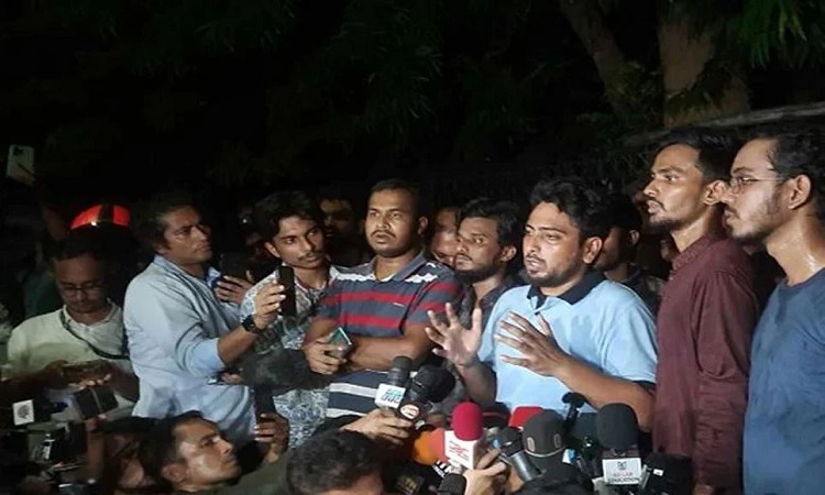 নতুন কর্মসূচি ঘোষণা করলেন কোটা আন্দোলনকারীরা