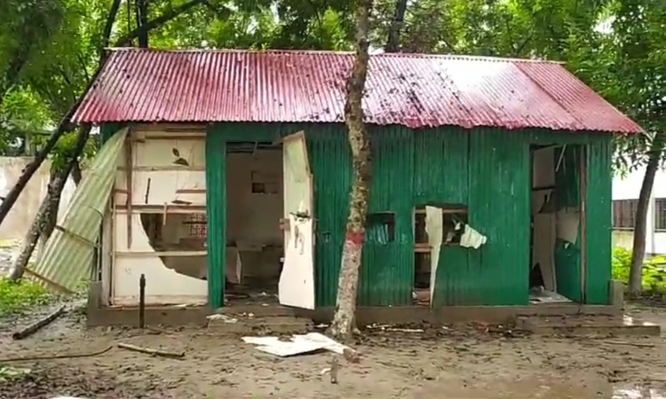 ইবি ছাত্রলীগের কার্যালয় ভাঙচুর