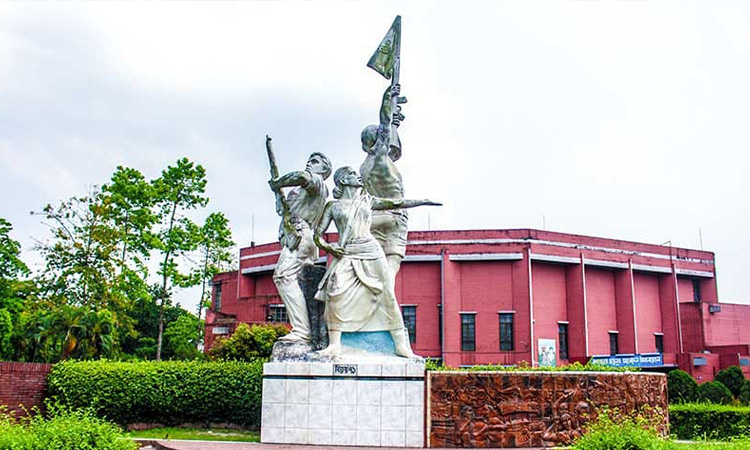 শিক্ষা ও গবেষণায় বাকৃবির ৬৪ বছরে পদার্পণ