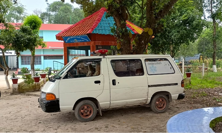 আইনি প্রক্রিয়ায় আটকে আছে বৃদ্ধের ময়নাতদন্ত, পুলিশের ভূমিকা নিয়ে প্রশ্ন