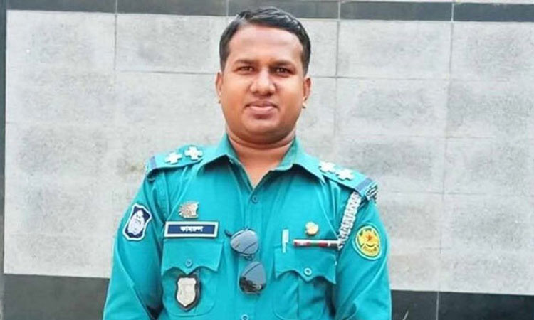 রাজধানীতে বাসের ধাক্কায় মতিঝিল থানার এসআই নিহত