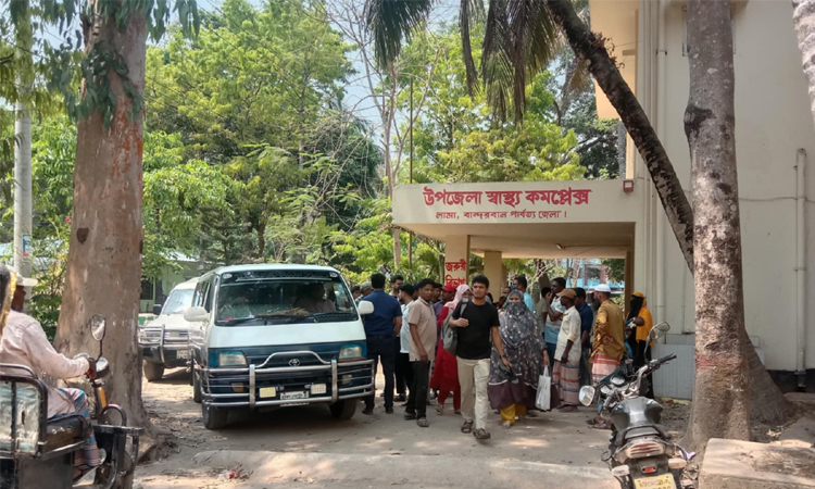 লামা স্বাস্থ্য কমপ্লেক্সে দুই চিকিৎসকে চলছে ৩ লাখ মানুষের সেবা