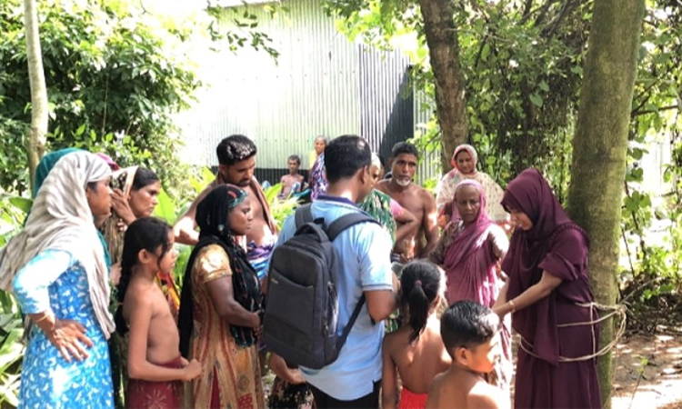 স্ত্রীর অধিকার দাবি করতে এসে নির্যাতনের শিকার তরুণী