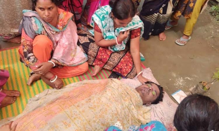 ব্রাহ্মণবাড়িয়ায় অতিরিক্ত মদ্যপানে ২ জনের মৃত্যু