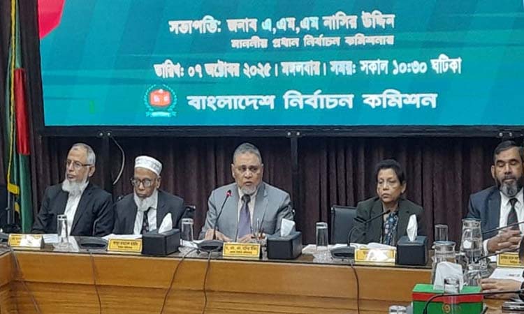 নির্বাচনে অনেক অপতথ্য ও চ্যালেঞ্জ মোকাবেলা করতে হবে: সিইসি