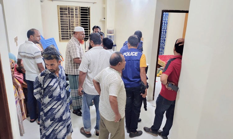 লক্ষ্মীপুরে মা-মেয়েকে গলা কেটে হত্যা, ৩০ ভরি স্বর্ণালংকার ‘লুট’