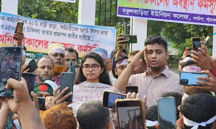 শিক্ষকদের আন্দোলন চালিয়ে যাওয়ার পরামর্শ হাসনাত-জারার