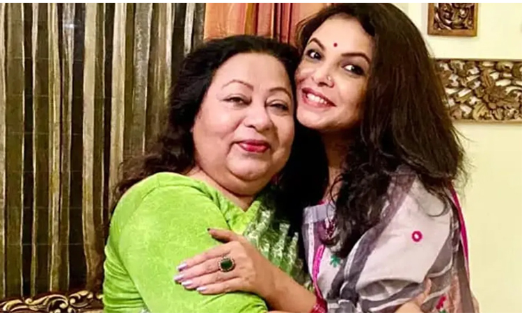 মা হারালেন শাওন