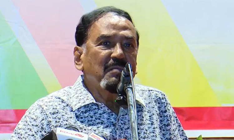 অন্তর্বর্তী সরকার মুক্তিযুদ্ধকে ভুলিয়ে দিতে চায়: হাফিজ