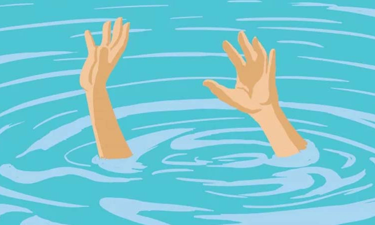 পদ্মফুল তুলতে গিয়ে ডুবে মারা গেল ৪ স্কুলছাত্রী