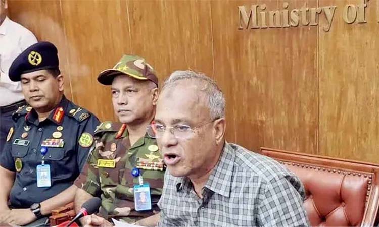 ‘ঢাকা লকডাউন’ ঘিরে কোনো শঙ্কা নেই, শক্ত অবস্থানে আইনশৃঙ্খলা বাহিনী