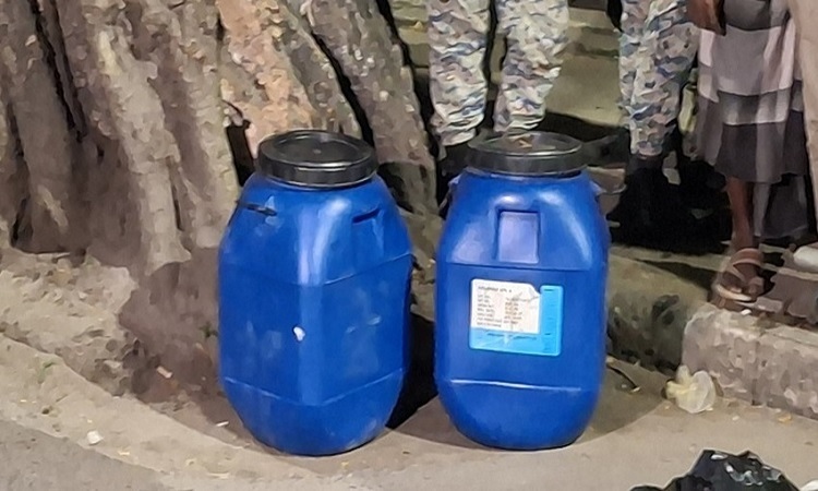 জাতীয় ঈদগাহের সামনে দুটি ড্রামে পড়ে ছিল খণ্ডিত মরদেহ