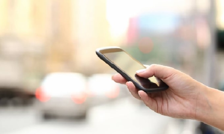 ১৬ ডিসেম্বর থেকে বন্ধ হচ্ছে অবৈধ হ্যান্ডসেট