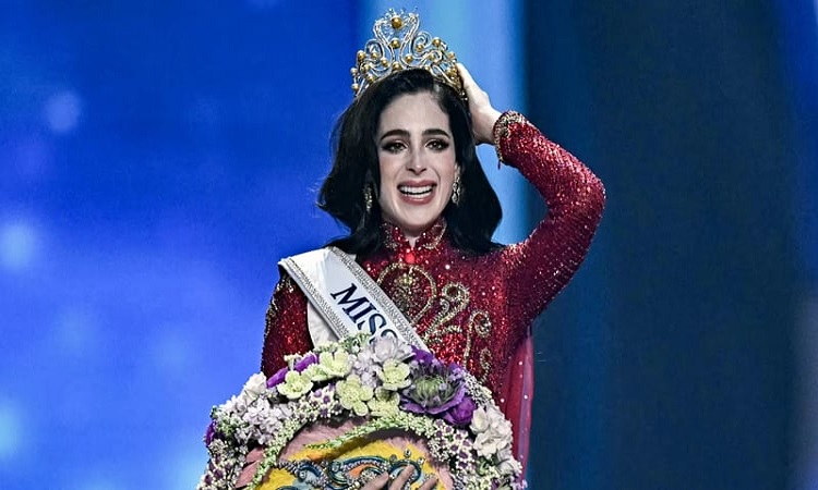 মিস ইউনিভার্স হলেন মেক্সিকোর সুন্দরী ফাতিমা বশ