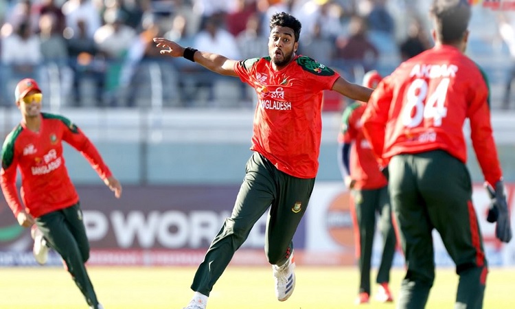 নাটকীয় সুপার ওভারে ভারতকে হারিয়ে ফাইনালে বাংলাদেশ