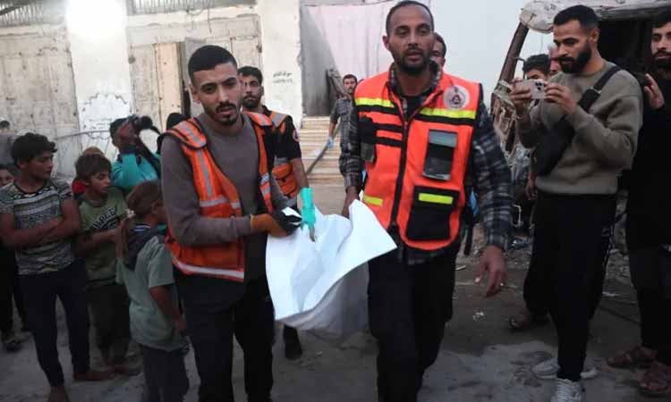 নতুন করে ইসরায়েলি বিমান হামলায় ২৪ ফিলিস্তিনি নিহত