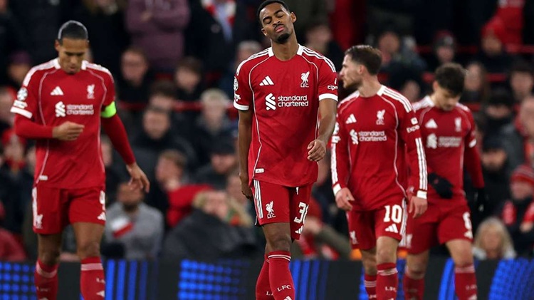 চ্যাম্পিয়ন্স লিগে বড় ব্যবধানে হারল লিভারপুল