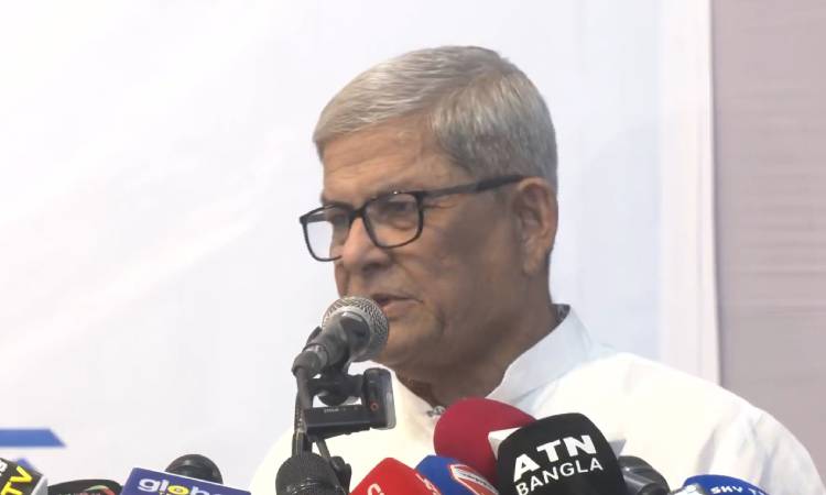 দেশে ভিন্নমত পোষণ করলে দমনের চেষ্টা দুর্ভাগ্যজনক: ফখরুল