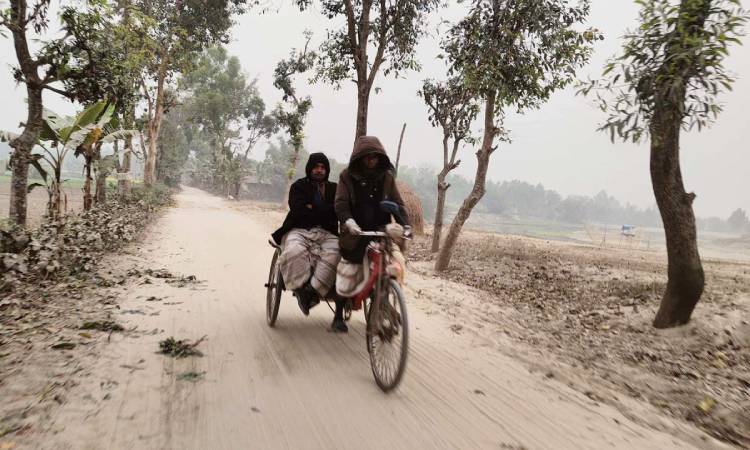 নীলফামারীতে ক্রমেই বাড়ছে শীতের দাপট, তাপমাত্রা ১৪ ডিগ্রির ঘরে