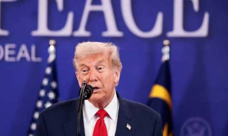 যুক্তরাষ্ট্রে অভিবাসীদের আশ্রয় সংক্রান্ত আবেদনের কার্যক্রম বন্ধ ঘোষণা