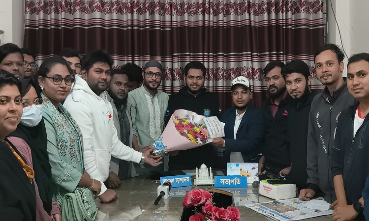 বাকৃবি সাংবাদিক সমিতির সাথে নবগঠিত ছাত্রদলের সৌজন্য সাক্ষাৎ