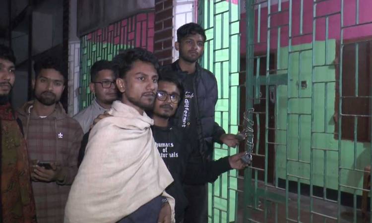 এনসিপির কার্যালয়ে তালা দিলেন বৈষম্যবিরোধী নেতারা