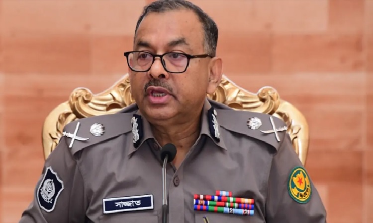 নির্বাচনে পুলিশ সদস্যদের শতভাগ নিরপেক্ষ থাকতে হবে: ডিএমপি কমিশনার