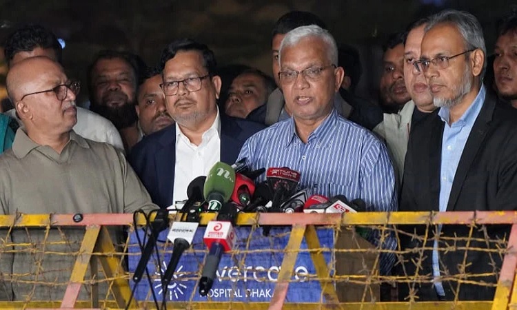 'খালেদা জিয়া সর্বোচ্চ চিকিৎসা ব্যবস্থার, সর্বোচ্চ পর্যায়ে আছেন'