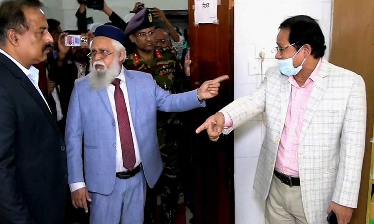 ডিজির সঙ্গে তর্কে জড়ানো চিকিৎসক দায়িত্বে ফিরলেন