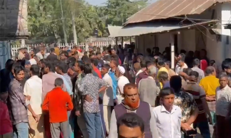 রাজারহাটে নৈশপ্রহরীকে হত্যা করে সিগারেট কোম্পানি অফিসে ডাকাতি