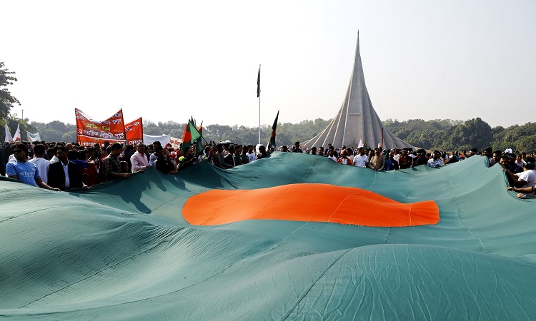 দেশব্যাপী উদযাপিত হলো ৫৫তম মহান বিজয় দিবস