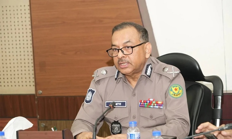 ভোলার ওসিকে গুলশানে বসালে কাজ করা কঠিন: ডিএমপি কমিশনার