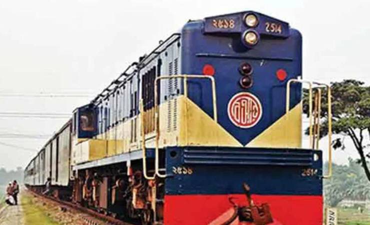 গাজীপুরে ট্রেনে কাটা পড়ে দুই শিশু সন্তানসহ মায়ের মৃত্যু