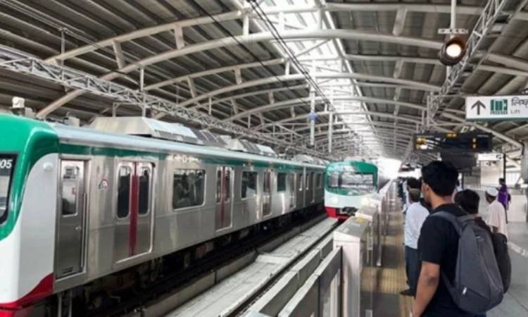 রমজানে মেট্রোরেলে খাবার বা ইফতার নিয়ে ভ্রমণে বিধিনিষেধ