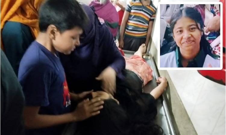 হাজারীবাগে ছাত্রী হত্যা: হামলাকারীর নাম বলেই মাটিতে লুটিয়ে পড়েন বিন্তি